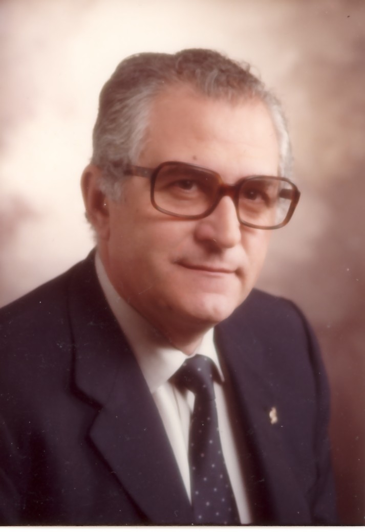 R. Mena Bernal Romero